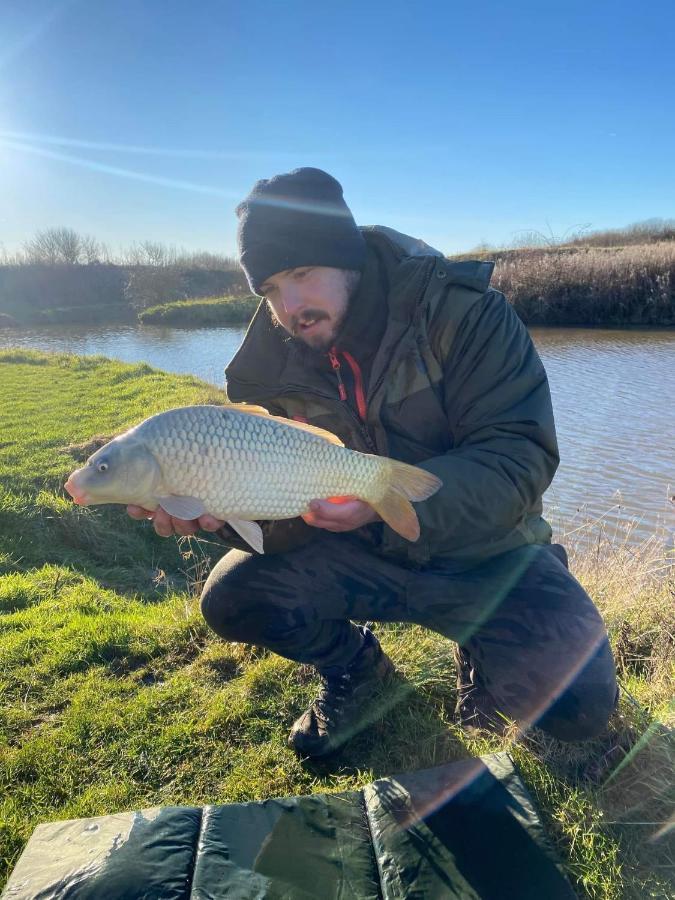 31 Cherry East Riding Of Yorkshire Hot Tub & Fishing Garton Zewnętrze zdjęcie